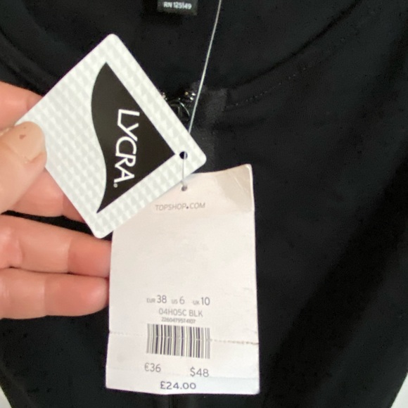 Topshop Skater Dress NWTs Size 6 US - Picture 3 of 5